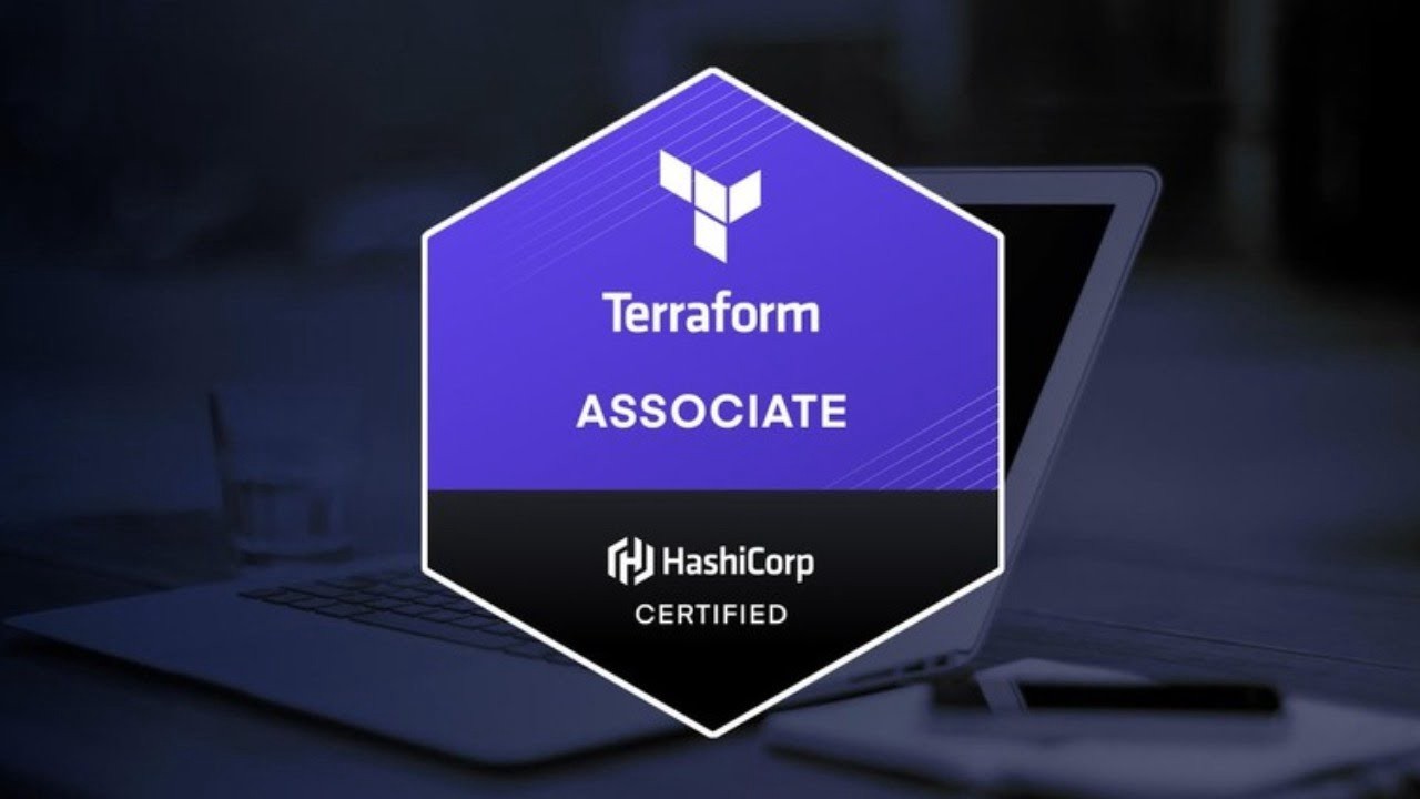 Hoy les contaré mi experiencia para estudiar y pasar el examen Hashicorp Terraform Associate. /como-pasar-examen-hashicorp-terraform-associate/featured-image.jpeg